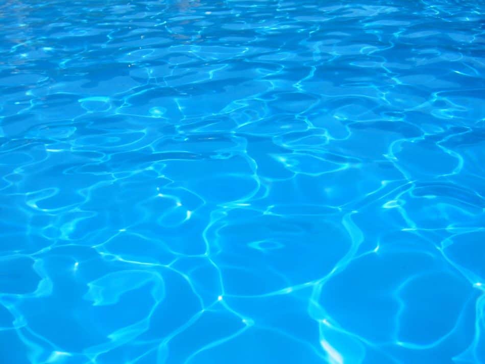 How to Make the water in your Swimming Pool Soft, Silky
